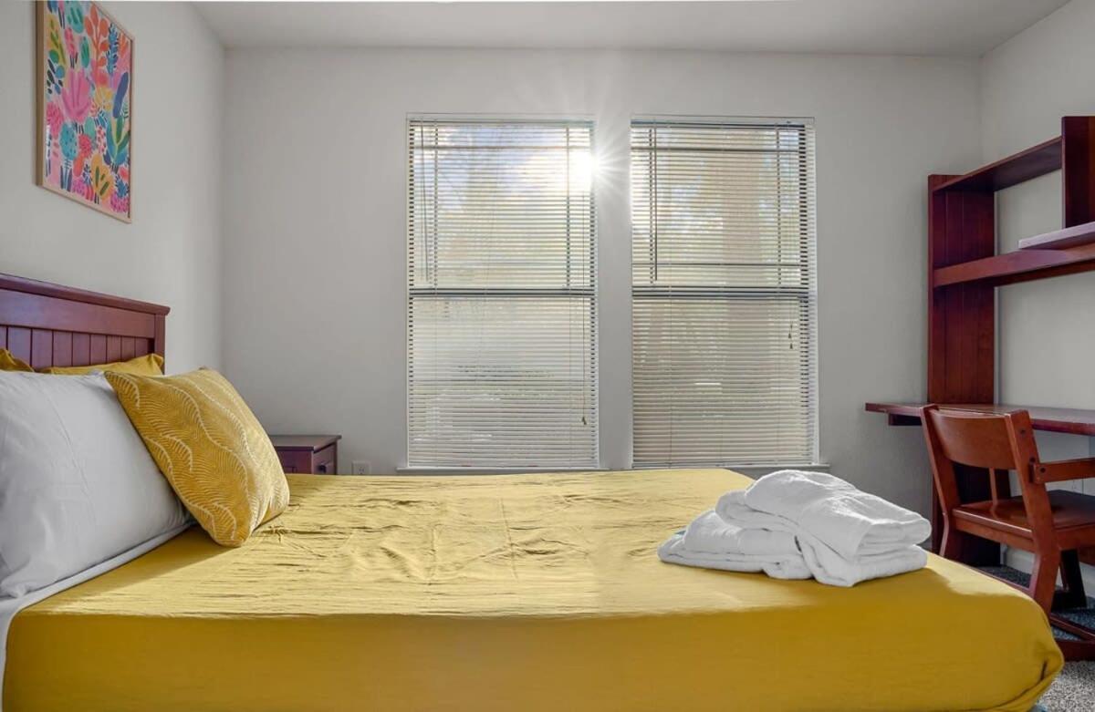 Budget Friendly Sleeps 8 Discounts Available Тампа Екстер'єр фото